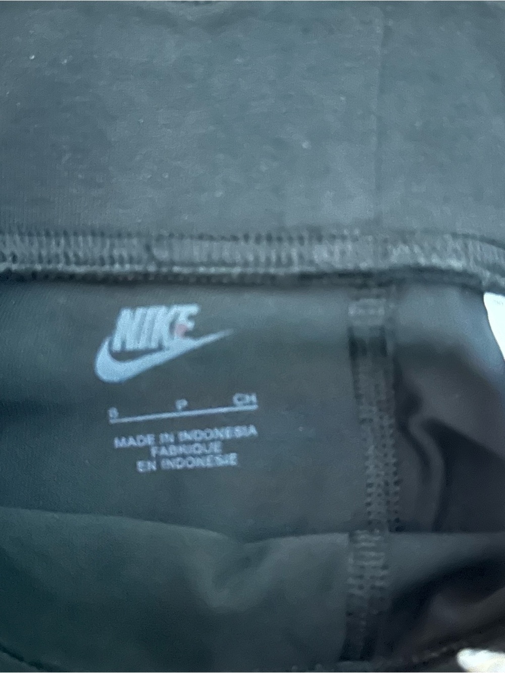 Nike Black Leggings with White Swoosh Logo - Picture 5 of 7